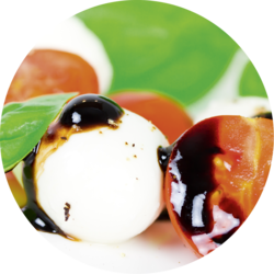 Crema mit "Aceto Balsamico di Modena"