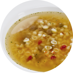 Fleischklößchensuppe mit Eiernudeln