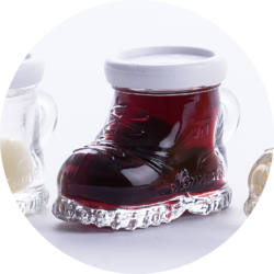 Mountain Boot with Sour Cherries in Whisky  18% vol. 0,02 l