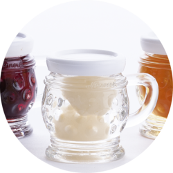 Small jug Pears in Pear Brandy 18% vol. 0,02 l