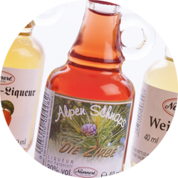 Henkel-Fläschchen  Zirben-Liqueur 30% Vol. 0,04 L